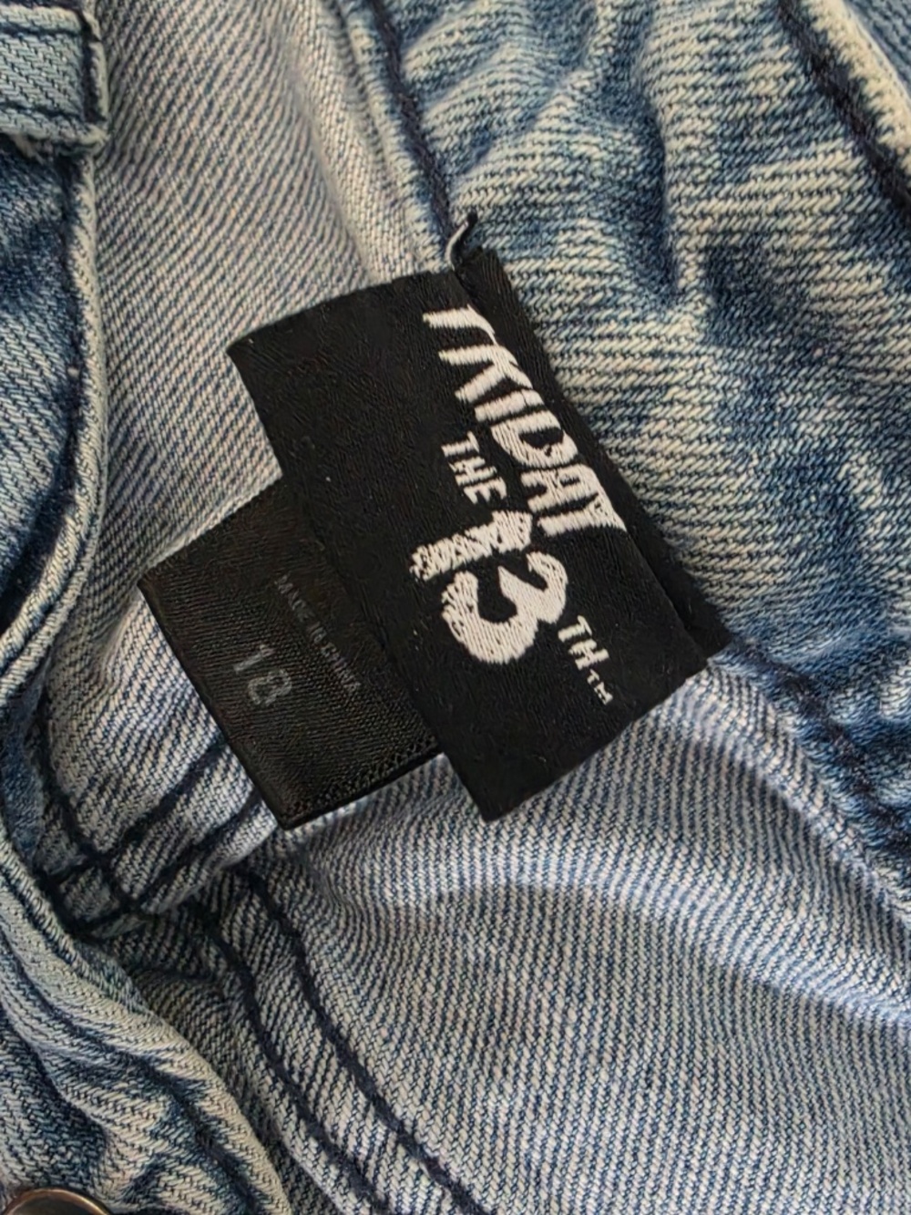Hot Topic Light Blue Jeans with Black Horror Graphics - Picture 3 of 3
